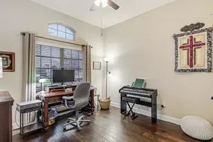 212 Rugby Ln, McKinney, TX 75072 - Photo 5