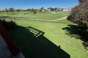 1002 Hoylake Ct, Ennis, TX 75119 - Photo 37