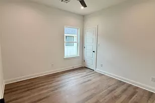 10400 T Bury Ln, Waco, TX 76708 - Photo 11