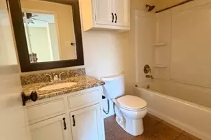 716 W Mulberry St, Denton, TX 76201 - Photo 9