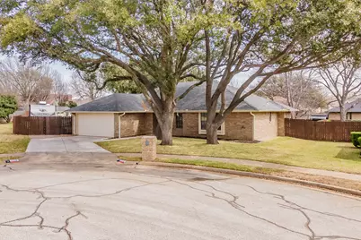 2528 Sunshine Court, Bedford, TX 76021 - Photo 5