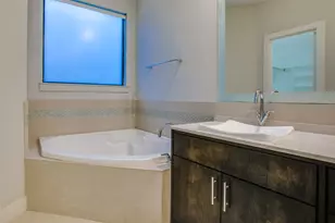 4618 Cedar Springs Rd, Dallas, TX 75219 - Photo 27