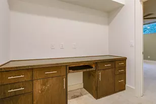 4618 Cedar Springs Rd, Dallas, TX 75219 - Photo 23