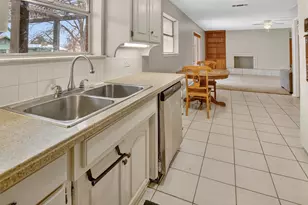 1703 Lamar St, Mineral Wells, TX 76067 - Photo 13