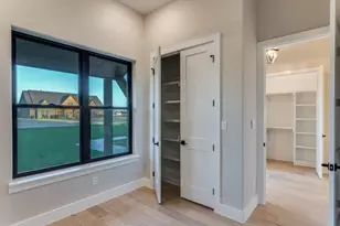 6306 Starlight Ranch Rd, Godley, TX 76044 - Photo 7