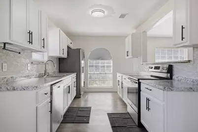 2101 Forestcrest Drive, Plano, TX 75074 - Photo 11