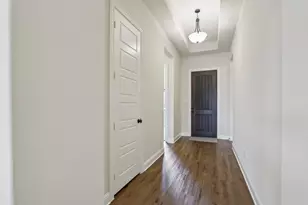 225 Brazos Dr, Waxahachie, TX 75165 - Photo 9