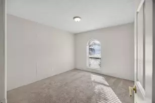 5061 Amhurst Ln, The Colony, TX 75056 - Photo 19