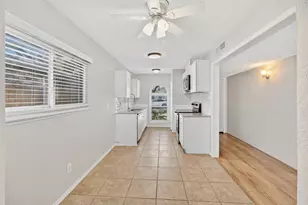 5061 Amhurst Ln, The Colony, TX 75056 - Photo 11