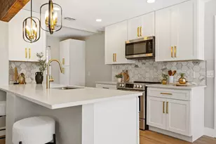 2912 Robindale Ln, Grapevine, TX 76051 - Photo 3