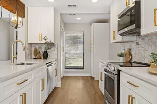 2912 Robindale Ln, Grapevine, TX 76051 - Photo 13