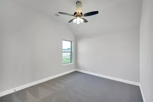 124 Lila Lk Dr, Waxahachie, TX 75165 - Photo 17