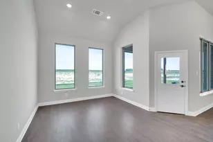 124 Lila Lk Dr, Waxahachie, TX 75165 - Photo 9