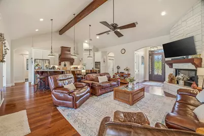 10008 Orchards Boulevard, Cleburne, TX 76033 - Photo 7