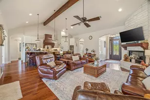 10008 Orchards Blvd, Cleburne, TX 76033 - Photo 7