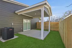 4222 Copeland St, Dallas, TX 75210 - Photo 15