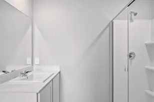 4240 Woodhill Bnd Dr, Fort Worth, TX 76036 - Photo 7