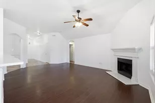 5904 Meadowglen Dr, Denton, TX 76226 - Photo 13