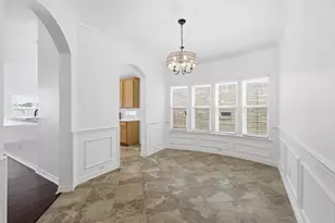 5904 Meadowglen Dr, Denton, TX 76226 - Photo 3