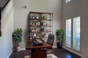 6510 Daisy Dr, Arlington, TX 76017 - Photo 3