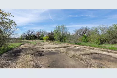 397 Clubhouse Drive, Joshua, TX 76058 - Photo 9