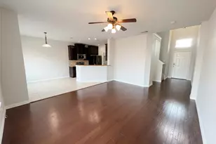 949 Wellington Dr, Lewisville, TX 75067 - Photo 3