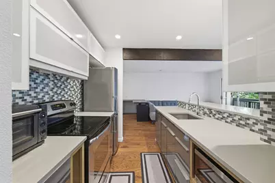 4837 Cedar Springs Road #311, Dallas, TX 75219 - Photo 9