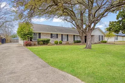 1910 Nancy Lea Drive, Bonham, TX 75418 - Photo 3