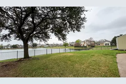 2700 Crater Lake Lane, Denton, TX 76210 - Photo 31
