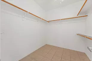 7308 Summit Parc Dr, Dallas, TX 75249 - Photo 17