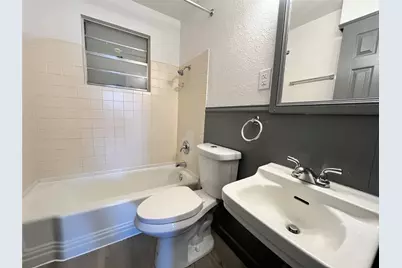 2526 Louise Street #A, Denton, TX 76201 - Photo 13