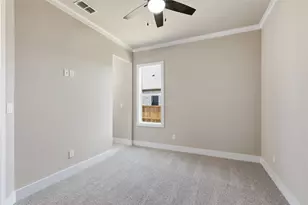 709 Anne Rd, Van Alstyne, TX 75495 - Photo 11