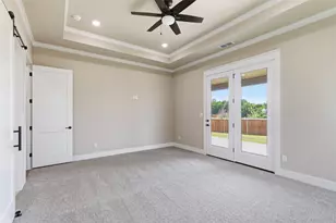 709 Anne Rd, Van Alstyne, TX 75495 - Photo 19