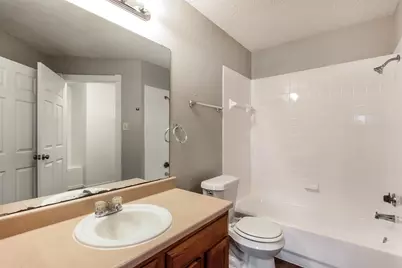 10244 Budtime Lane, Dallas, TX 75217 - Photo 13