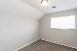 10244 Budtime Ln, Dallas, TX 75217 - Photo 11