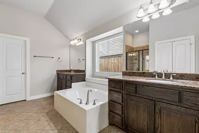 863 Gladewater Drive, Frisco, TX 75033 - Photo 25