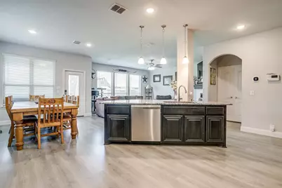 433 Joseph Lane, Crowley, TX 76036 - Photo 9