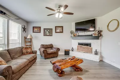 433 Joseph Lane, Crowley, TX 76036 - Photo 17