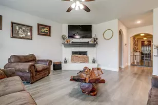 433 Joseph Ln, Crowley, TX 76036 - Photo 19