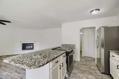 804 Netherland Drive, Arlington, TX 76017 - Photo 9