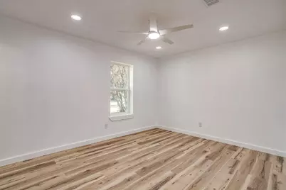 521 Mesquite Avenue, Crowley, TX 76036 - Photo 31