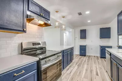 521 Mesquite Avenue, Crowley, TX 76036 - Photo 17