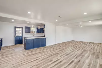 521 Mesquite Avenue, Crowley, TX 76036 - Photo 11