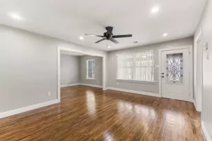 1014 Harlan St, Irving, TX 75060 - Photo 5