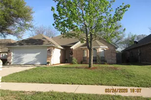 1121 Springwood Dr, Saginaw, TX 76179 - Photo 27