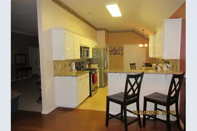 1121 Springwood Drive, Saginaw, TX 76179 - Photo 9