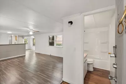 1509 E Apache Trail, Granbury, TX 76048 - Photo 3