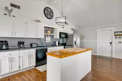 1067 Beachside Drive, Chandler, TX 75758 - Photo 11