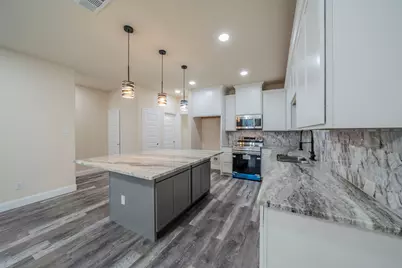 1605 Mignon Drive, Arlington, TX 76010 - Photo 7