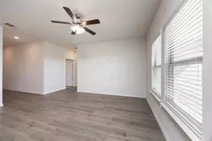 719 Cool Cyn Trl, Princeton, TX 75407 - Photo 15